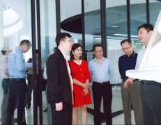 广东省工业和信息化局莅临贵阳吴俊网络品牌策划有限公司调研制造业创新中心建设情况